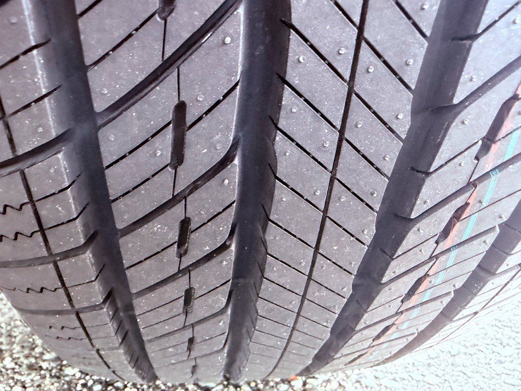Used 2023 Jeep Grand Cherokee L Limited AWD/4WD image 19