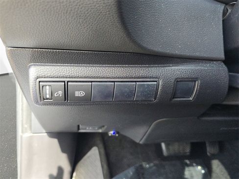 Used 2020 Toyota Corolla XLE w/ Carpet Mat Package (TMS) image 32