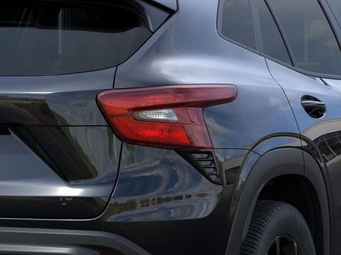 New 2026 Chevrolet Trax LT FWD image 11