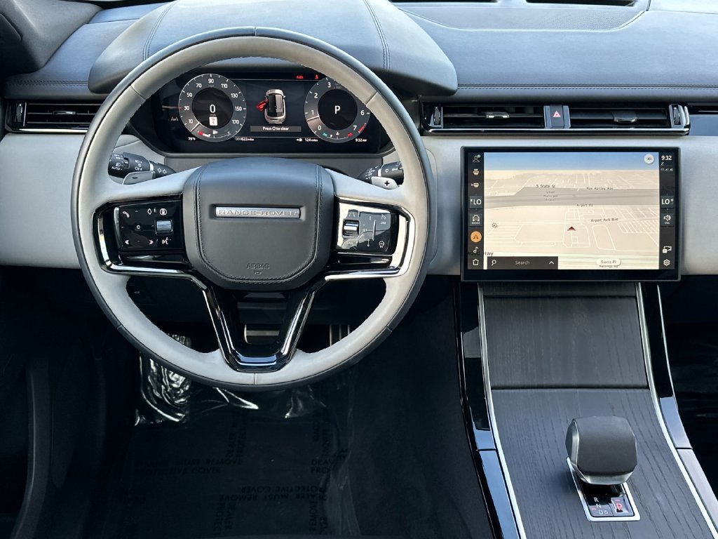 Used 2026 Land Rover Range Rover Velar Dynamic SE AWD/4WD image 16