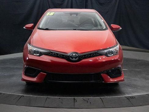 Used 2018 Toyota Corolla iM w/ All-Weather Mat Package image 4