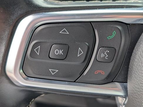 Used 2020 Jeep Wrangler Unlimited Sahara w/ LED Lighting Group AWD/4WD image 17
