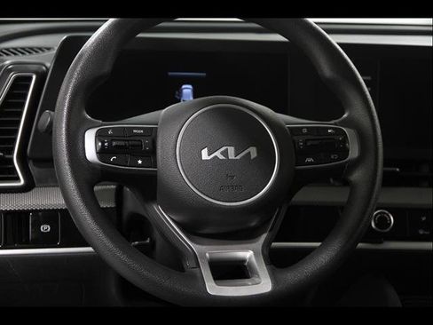 Used 2023 Kia Sportage LX FWD image 7