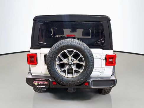 Used 2024 Jeep Wrangler Sport AWD/4WD image 18