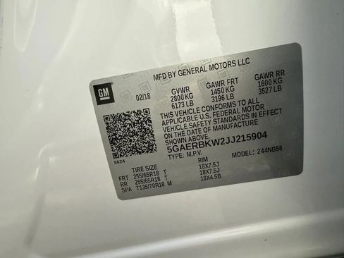 Used 2018 Buick Enclave Essence FWD image 35
