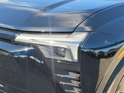 New 2025 Chevrolet Blazer EV LT image 5