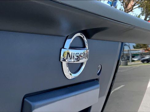 Used 2018 Nissan Frontier PRO-4X w/ Pro-4x Luxury Package AWD/4WD image 30