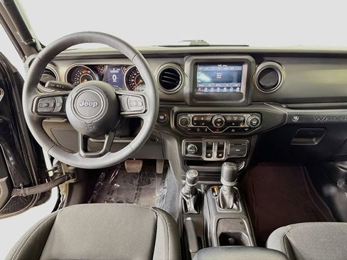 Used 2023 Jeep Wrangler Sport AWD/4WD image 25