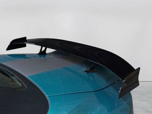 Used 2023 Aston Martin V8 Vantage Roadster RWD image 24