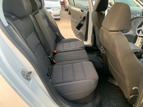 Used 2012 Volkswagen Golf TDI image 18