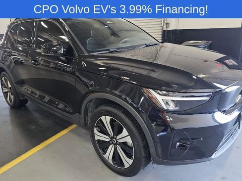 Used 2023 Volvo XC40 Recharge Plus AWD/4WD image 4