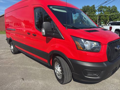Used 2023 Ford Transit 250 Medium Roof AWD image 5