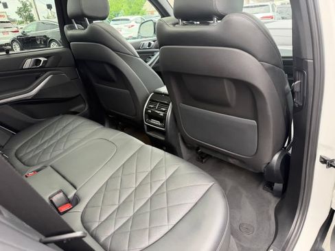 Used 2023 BMW X5 xDrive40i AWD/4WD image 29