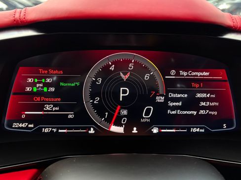 Used 2024 Chevrolet Corvette Stingray Premium Cpe w/ Z51 Performance Package RWD image 32