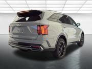 Used 2023 Kia Sorento SX AWD/4WD image 5