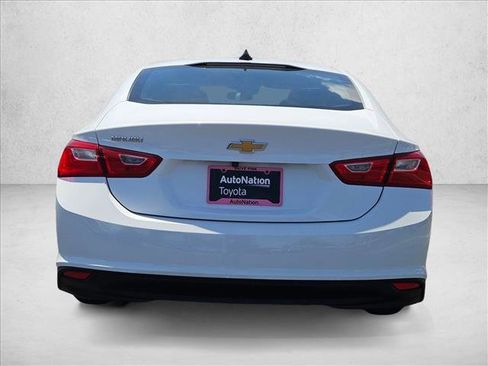 Used 2024 Chevrolet Malibu LS FWD image 7