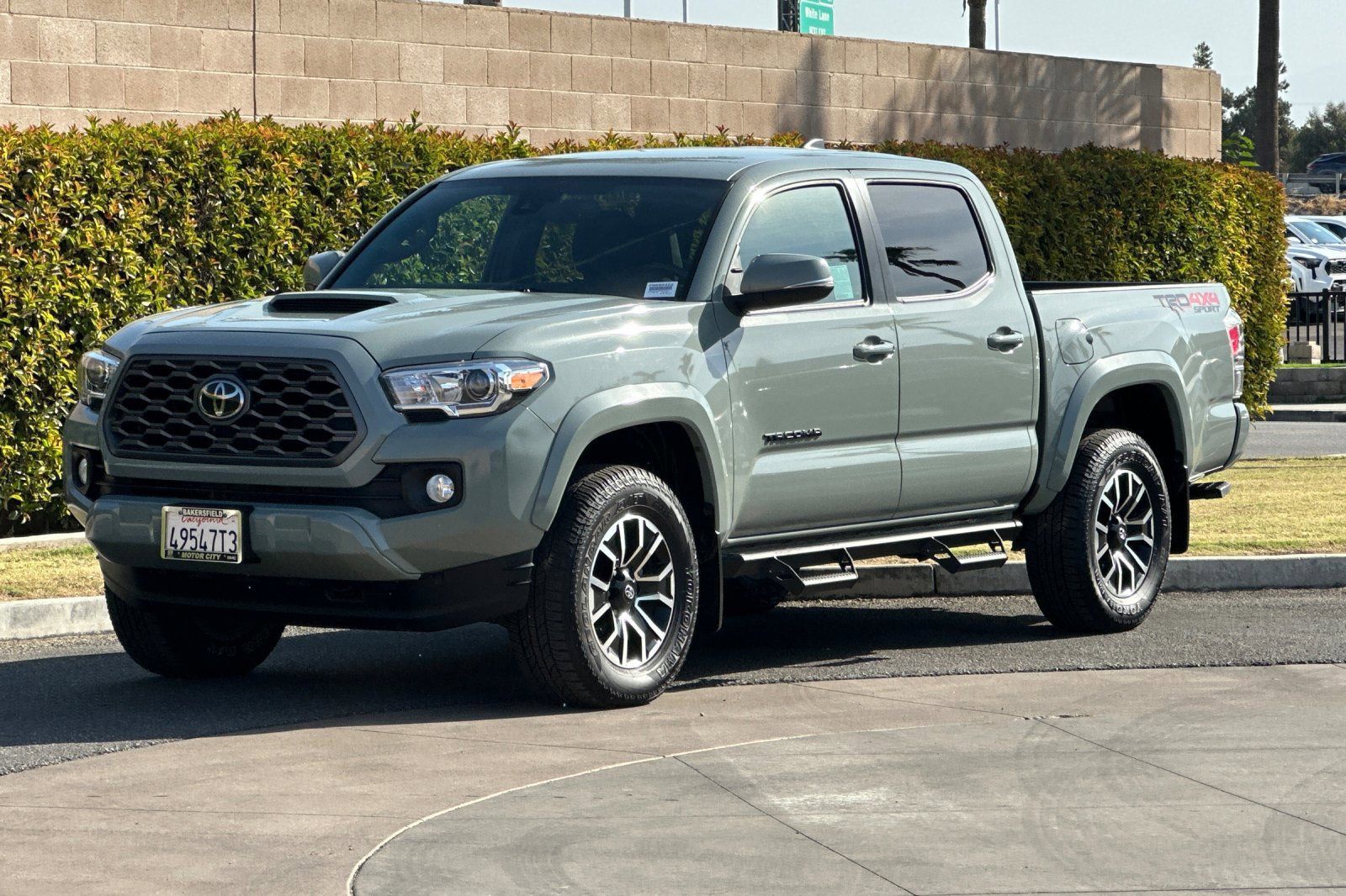 Used 2023 Toyota Tacoma TRD Sport AWD/4WD image 8