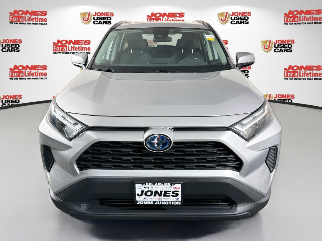 Used 2023 Toyota RAV4 XLE AWD/4WD image 11