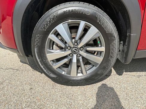 Certified 2025 Nissan Pathfinder SL AWD/4WD image 21