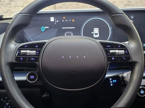 Certified 2025 Hyundai Ioniq 6 SEL image 22