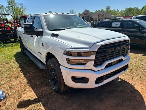 New 2025 RAM 2500 Big Horn image 5