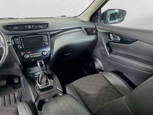 Certified 2022 Nissan Rogue Sport SV w/ Technology Package image 22