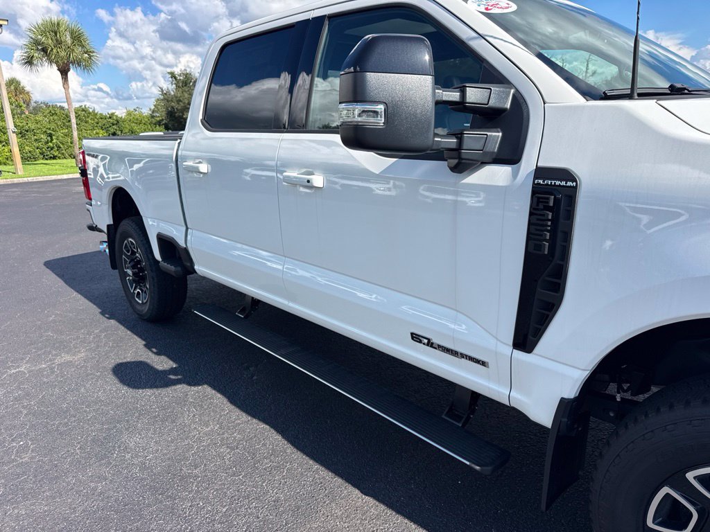 New 2026 Ford F250 Platinum w/ FX4 Off-Road Package AWD/4WD image 10