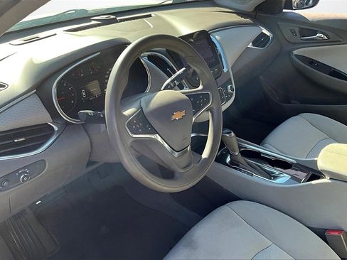 Used 2020 Chevrolet Malibu LT w/ Fleet LT Safety Plus Package image 17