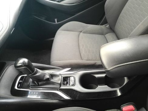 Used 2021 Toyota Corolla SE FWD image 37