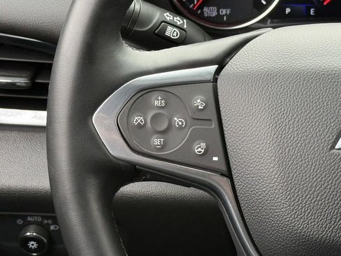 Used 2023 Chevrolet Traverse Premier w/ Redline Edition FWD image 13