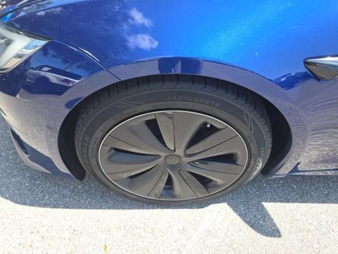 Used 2021 Tesla Model S Plaid AWD/4WD image 7