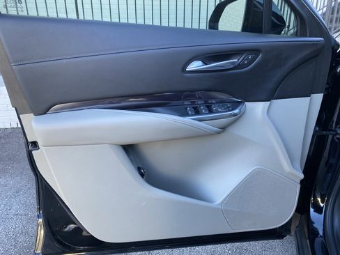 Used 2021 Cadillac XT4 Luxury image 15