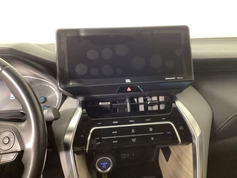 Used 2021 Toyota Venza Limited AWD/4WD image 17