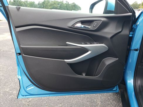 New 2026 Chevrolet Trax LS w/ LS Convenience Package FWD image 12