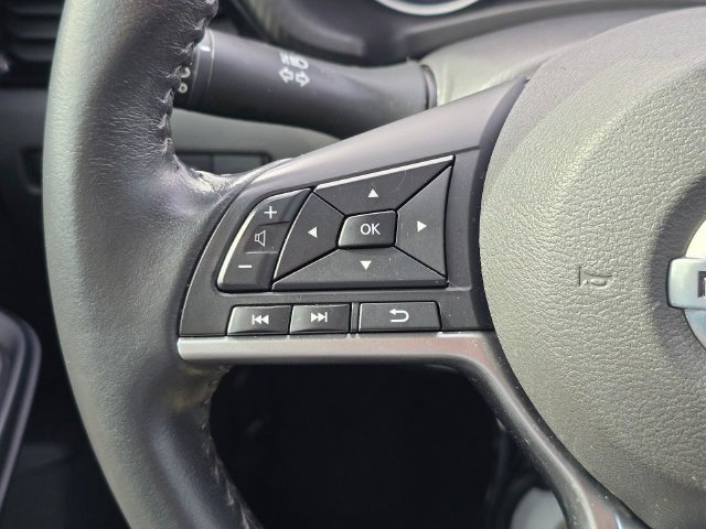 Used 2022 Nissan Sentra SV FWD image 30