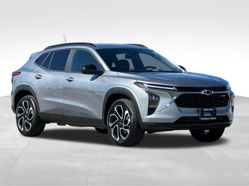 New 2026 Chevrolet Trax RS w/ Driver Confidence Package FWD image 7