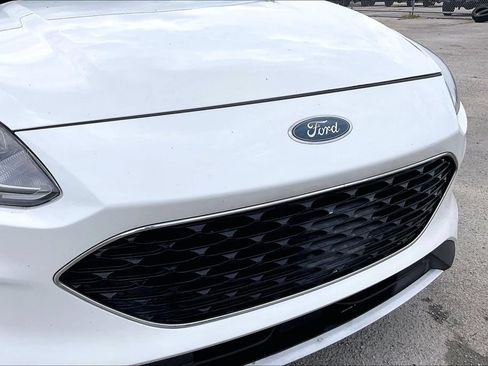Used 2020 Ford Escape SEL FWD image 33