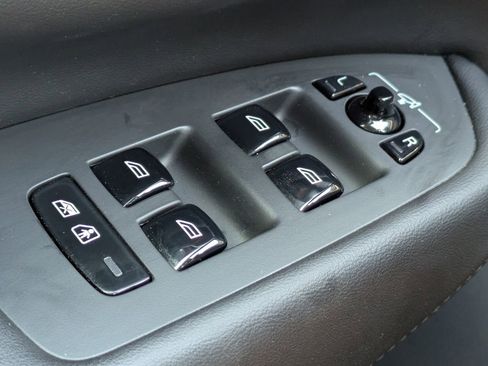 Certified 2023 Volvo XC90 B6 Plus w/ Protection Package AWD/4WD image 26