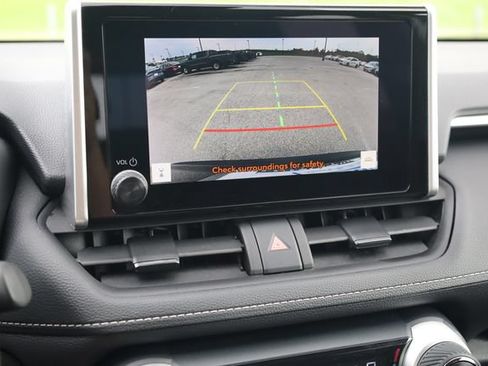 Used 2025 Toyota RAV4 XLE FWD image 18