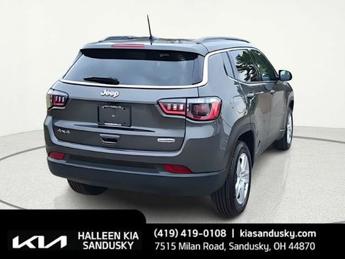 Used 2022 Jeep Compass Latitude w/ Sun and Sound Group image 5