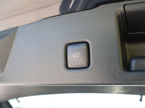 Used 2024 Ford Escape Platinum AWD/4WD image 24