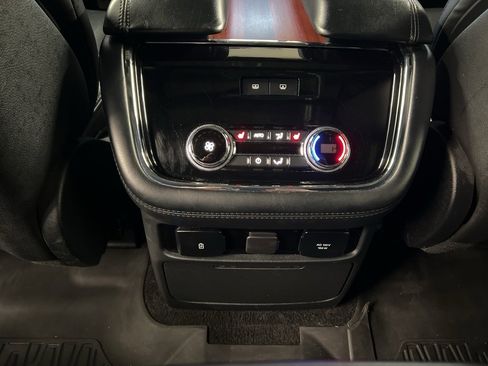 Used 2021 Lincoln Navigator L Reserve image 38