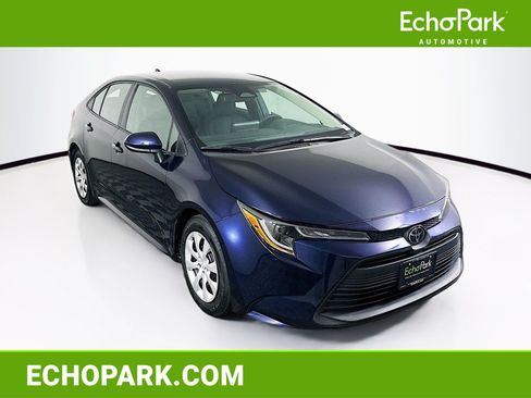 Used 2024 Toyota Corolla LE FWD image 1