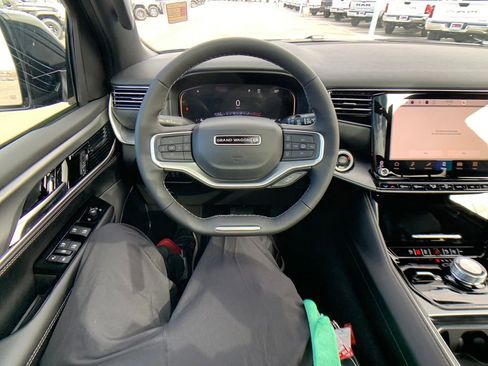 New 2026 Jeep Grand Wagoneer L Limited image 14