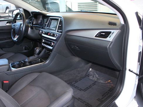 Used 2018 Hyundai Sonata SEL w/ Tech Package 02 FWD image 14