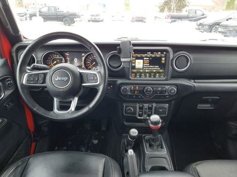 Used 2018 Jeep Wrangler Unlimited Sahara image 30