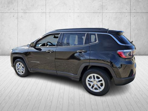 Used 2021 Jeep Compass Sport image 5