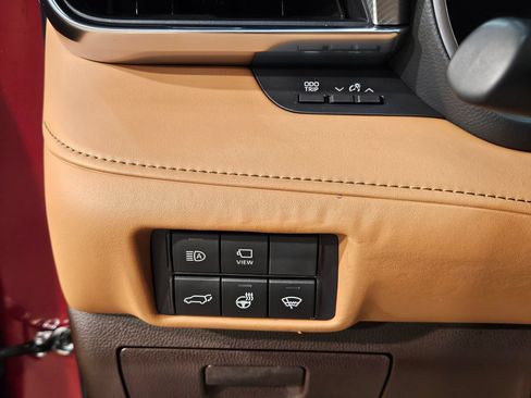 Used 2022 Toyota Highlander Platinum FWD image 26