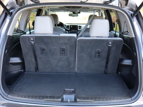 Used 2017 Honda Pilot Elite image 14