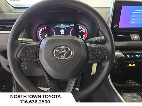 Used 2023 Toyota RAV4 LE image 11
